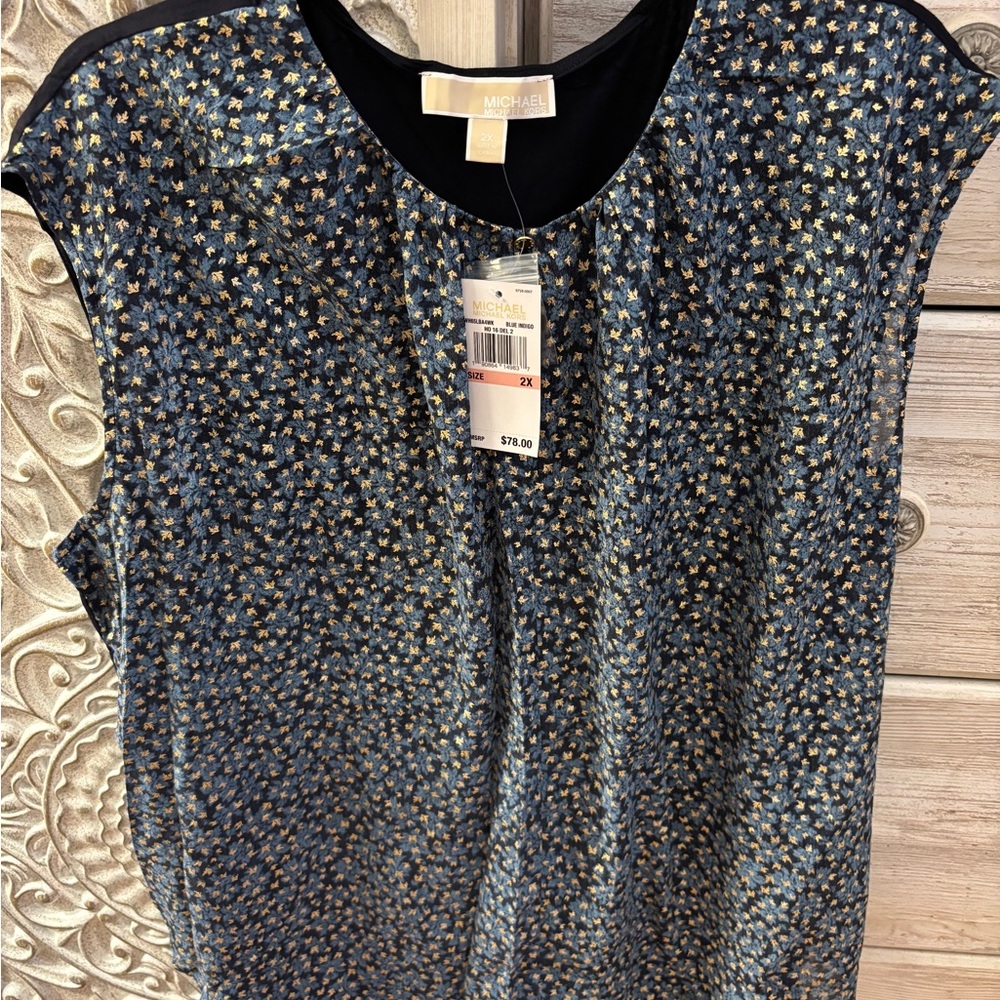 Michael Kors Women's Top in Blue and Gold Pattern